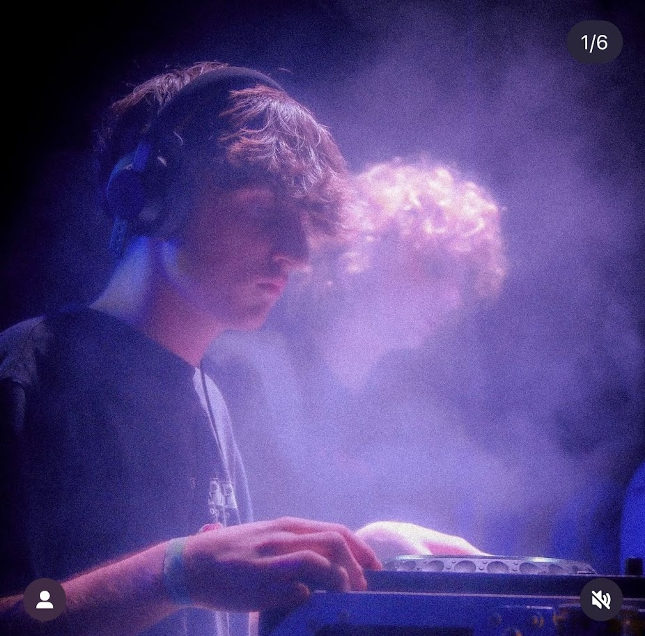 DJ Goudvis Logo